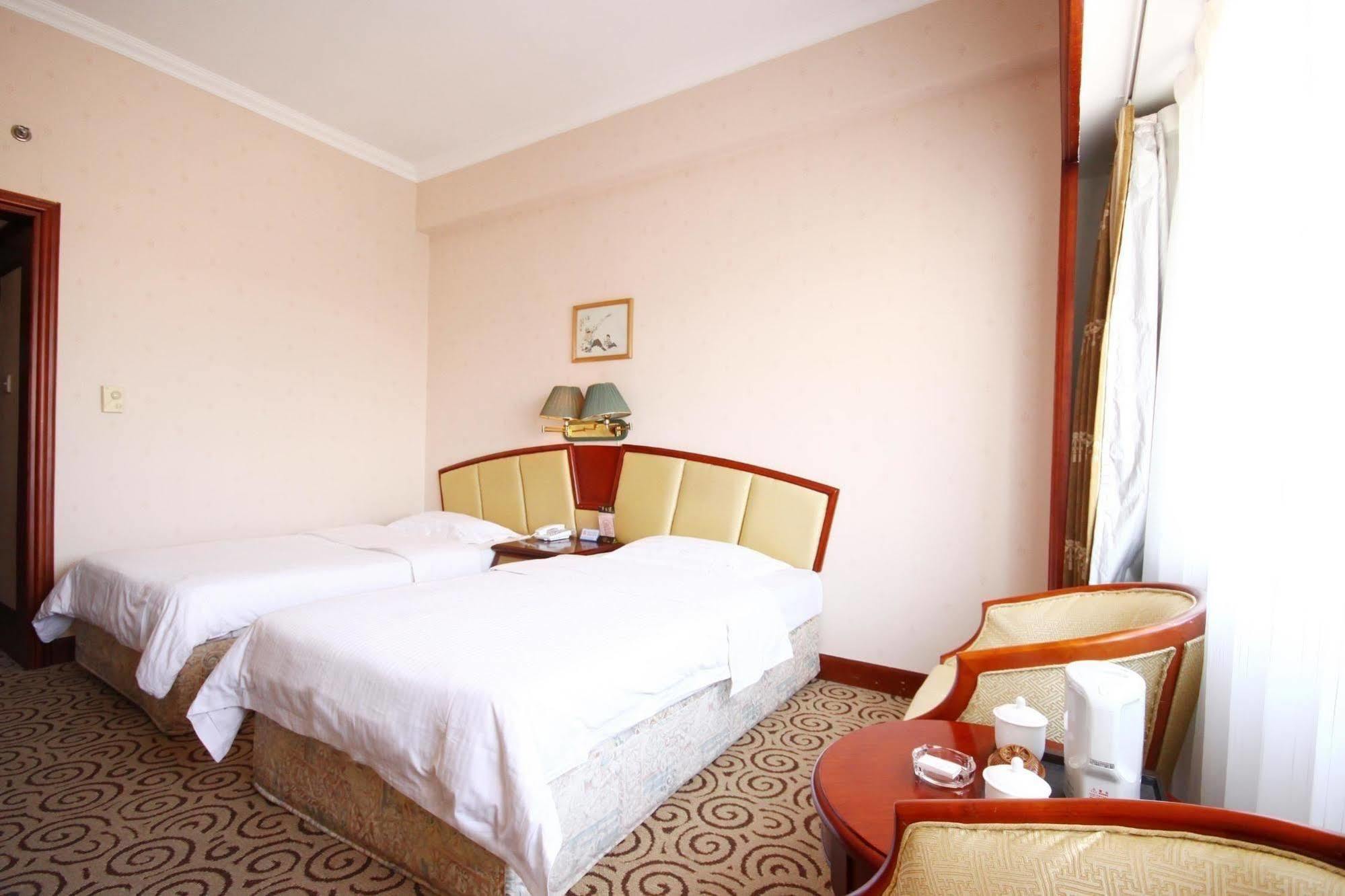 Hampton By Hilton Dalian Zhongshan Exterior foto