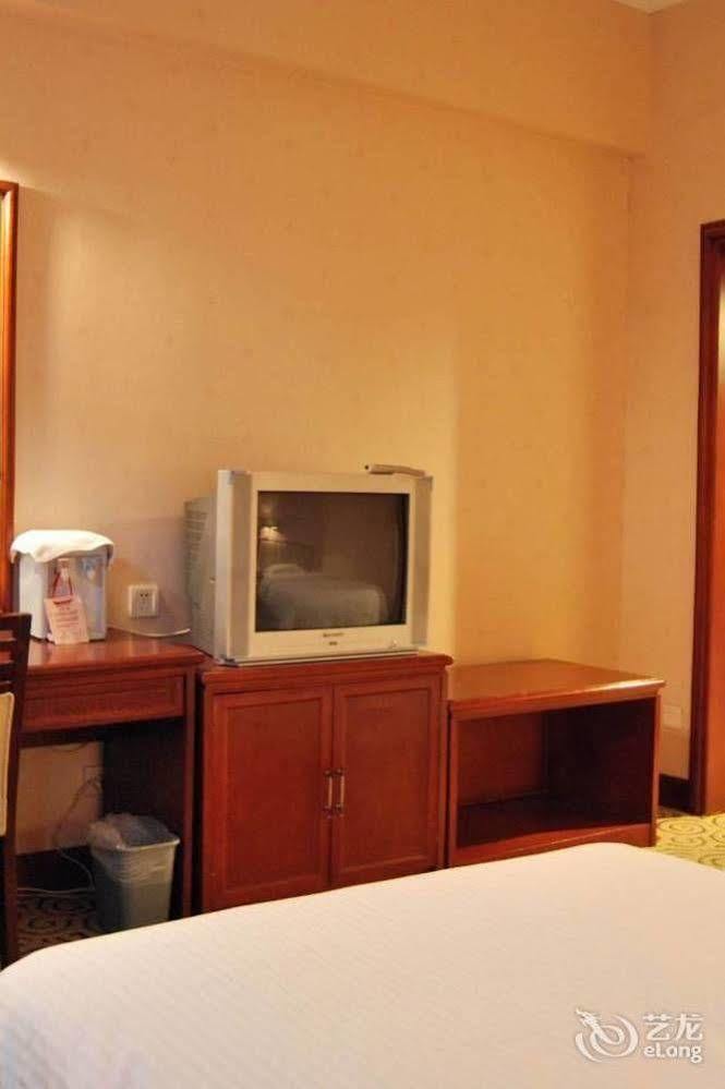 Hampton By Hilton Dalian Zhongshan Exterior foto